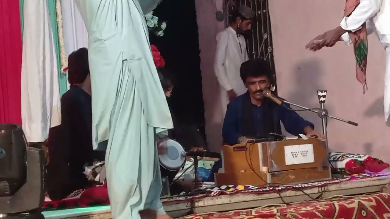 Ali siwa singer imran fakeer samo. .  poet sain Ali mohammad shah sanai masat