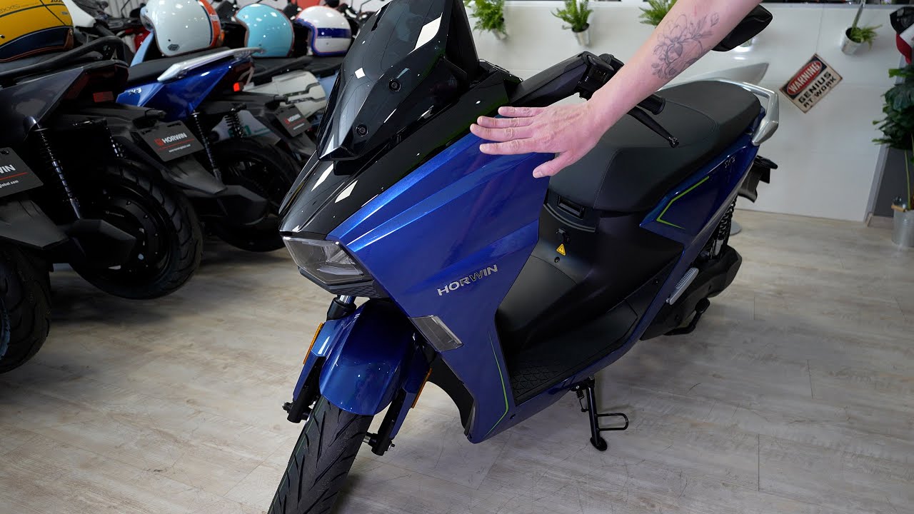 E Roller 2023  Horwin SK3 Limited Edition  Metallic Sonderfarbe Electric Blue (Werbung)