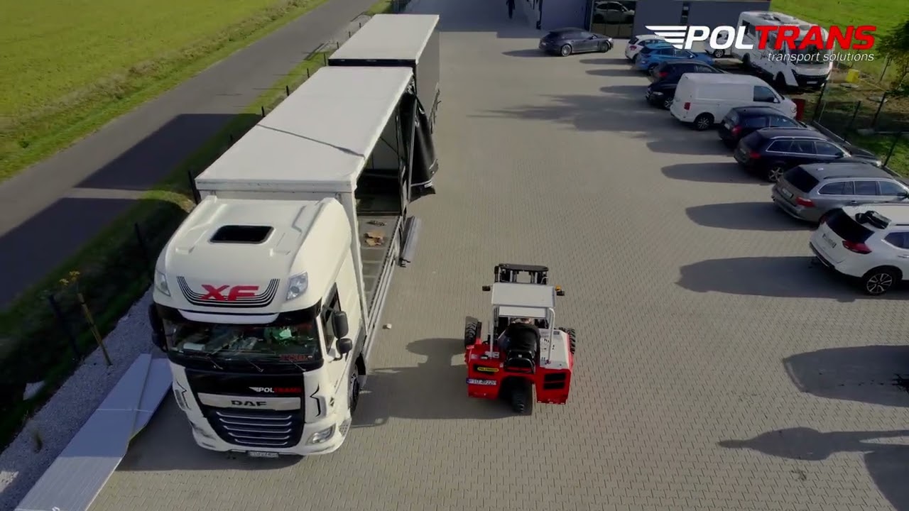 Poltrans.pl - transport okien z podwieszanym / mobilnym wózkiem widłowym Palfinger 253 tel:606322080