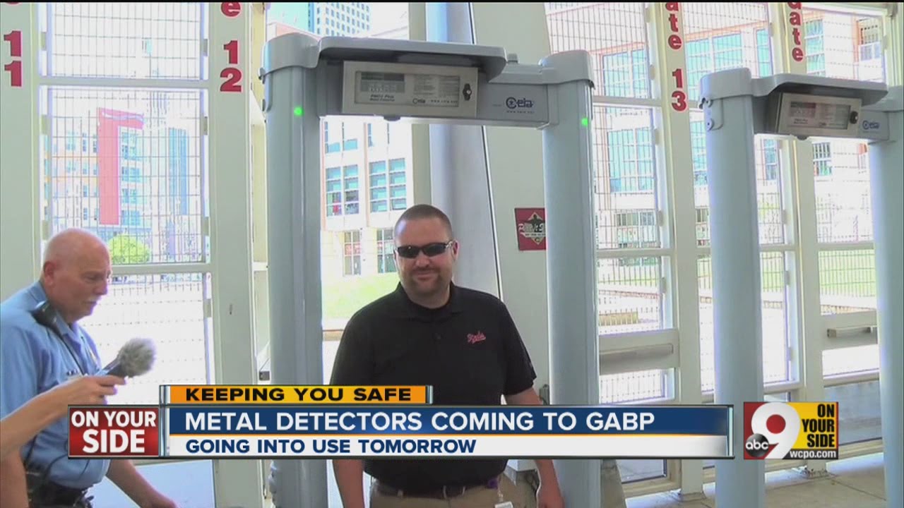 Reds phasing in walk-through metal detectors