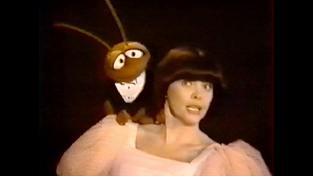 Mireille Mathieu on “Les contes de Cri-Cri” (Fragment)