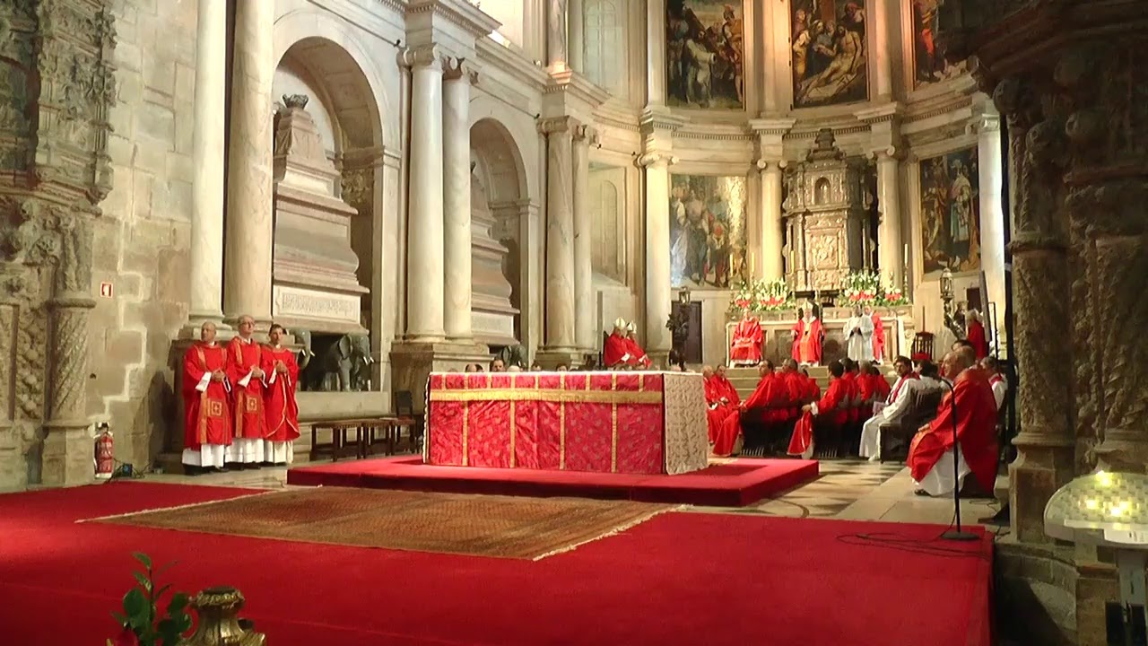 Celebração de Ordenações no Mosteiro dos Jerónimos