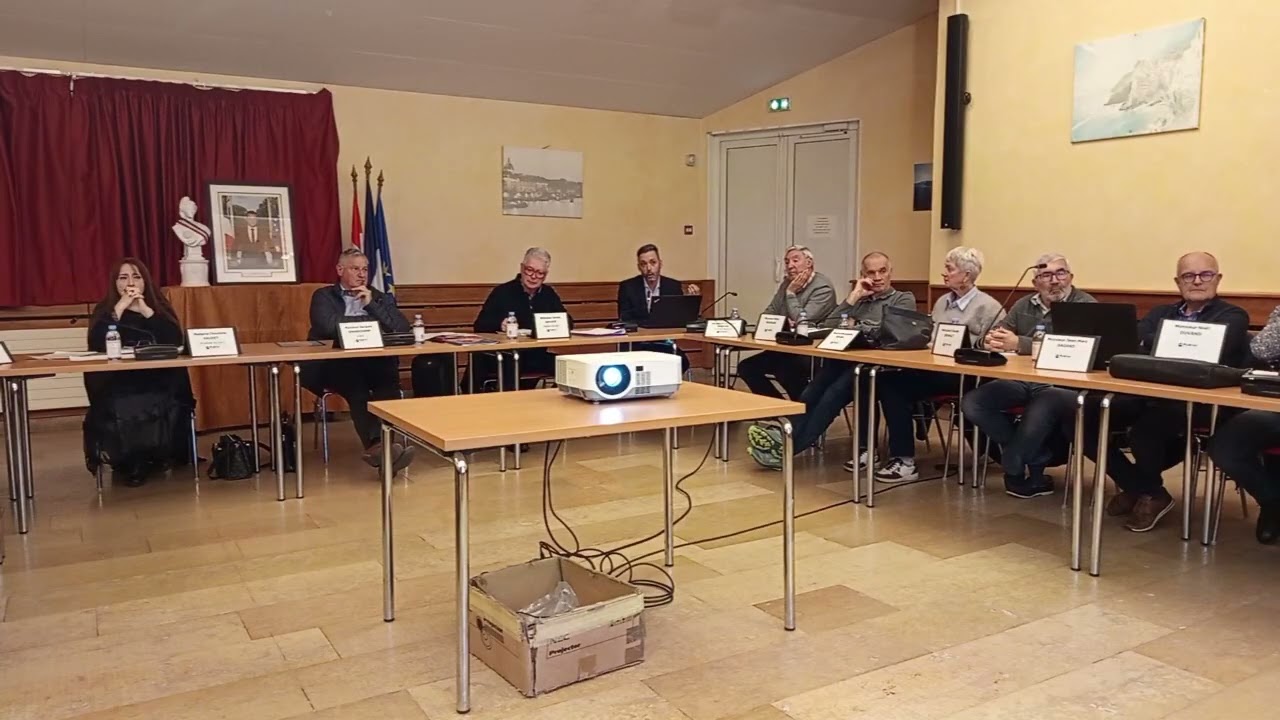 Réunion du conseil municipal du mardi 4 novembre 2025