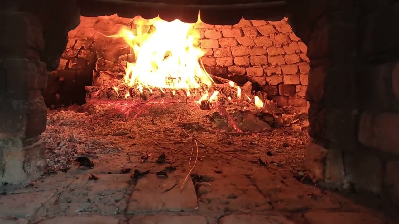 Ψήσιμο στον ξυλόφουρνο
