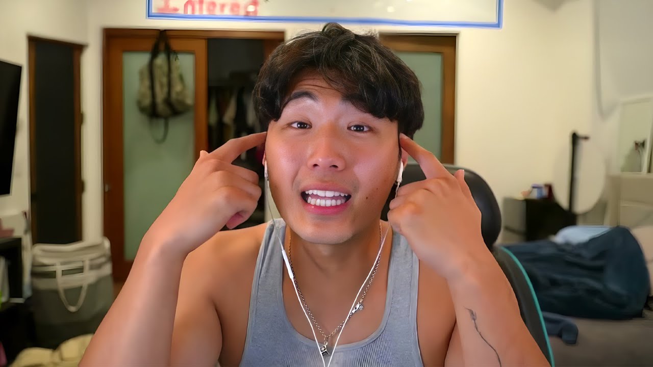 Watching House of Feelings for the First Time...
