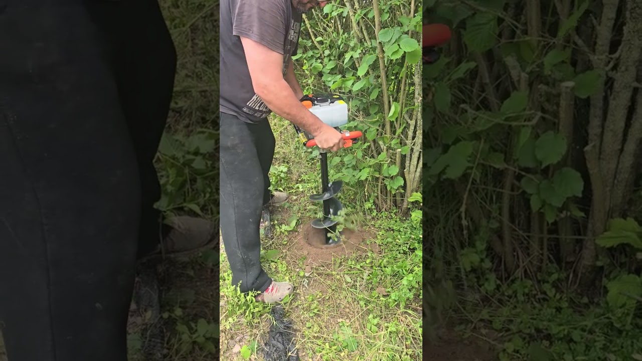 CREUSER un trou pour fixer un poteau en utilisant une TARIÈRE