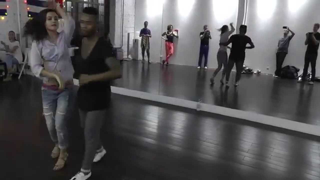 Salsa Class 10.11.15 at D'AKOKAN Dance School - Yoandy Villaurrutia