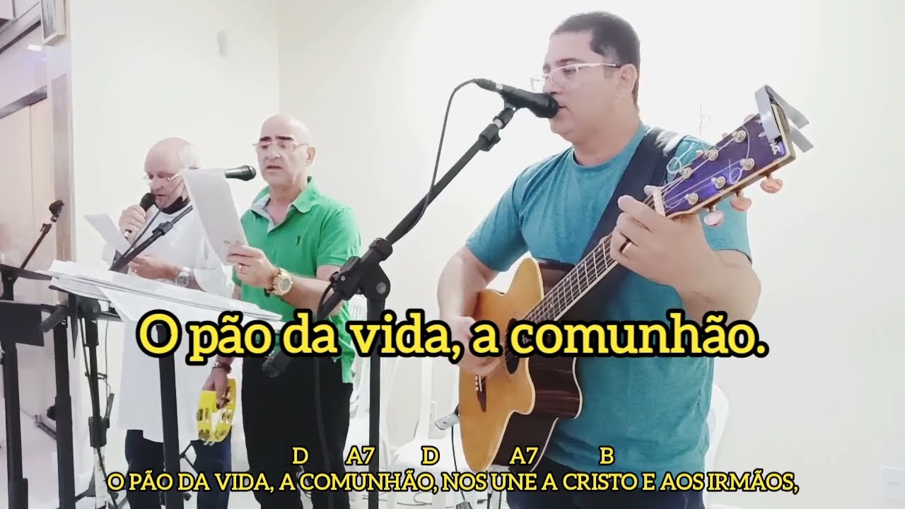 O PÃO DA VIDA A COMUNHÃO, NOS UNE A CRISTO E AOS IRMÃOS CORPUS CHRISTI SOLENIDADE CANTO DE COMUNHÃO