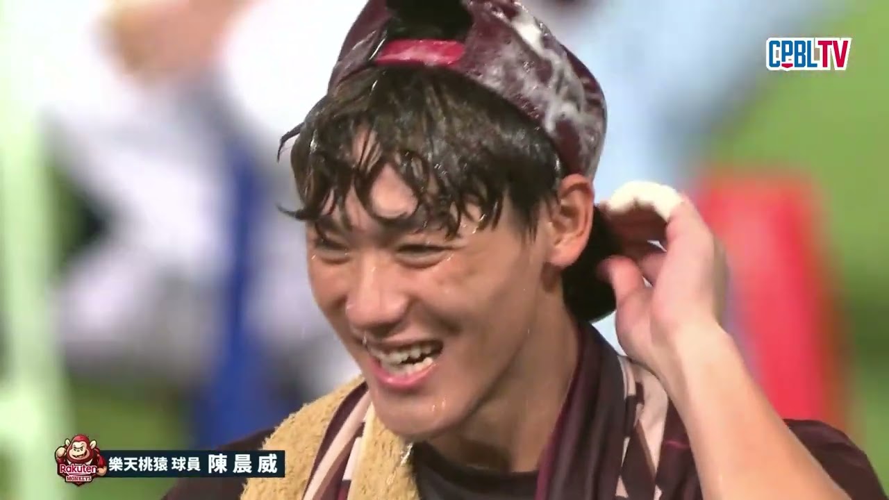07/10 味全 VS 樂天 賽後，樂天獲得2022上半季冠軍，賽後訪問