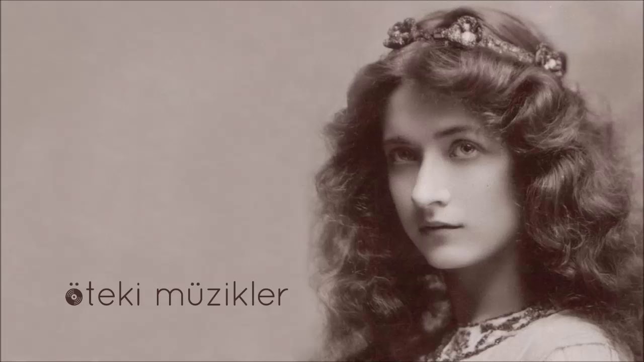 Kalenderi - Altın Tasta Gül Kuruttum
