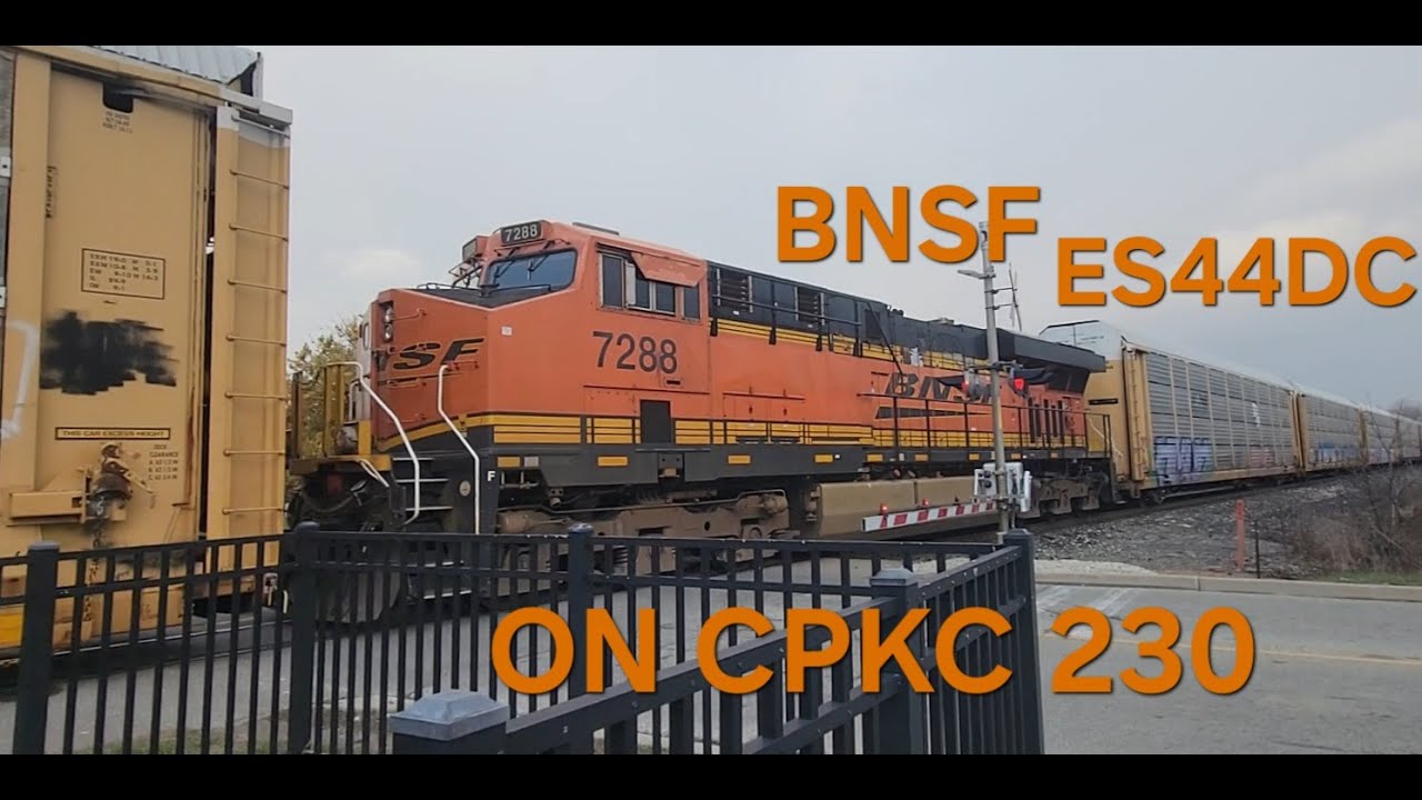 BNSF ES44DC ON CPKC 230