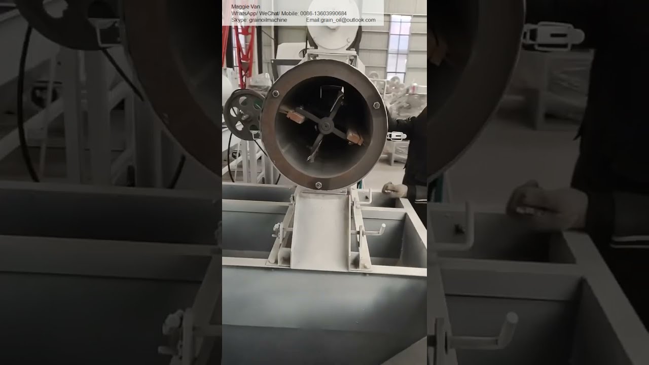 How to change the screen/sieves of the flour milling machine,single roller mill sieves changing