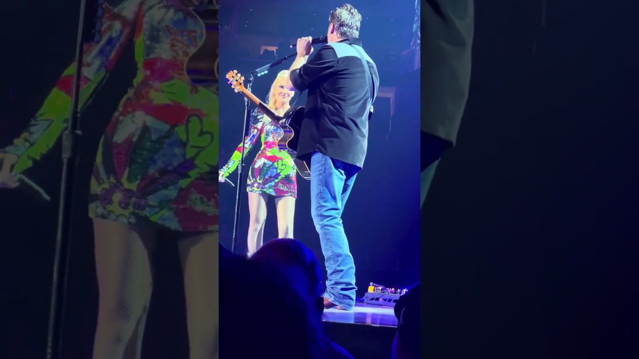 Purple Irises- Blake Shelton & Gwen Stefani- 3/30/2024-Tulsa, Oklahoma- BOK