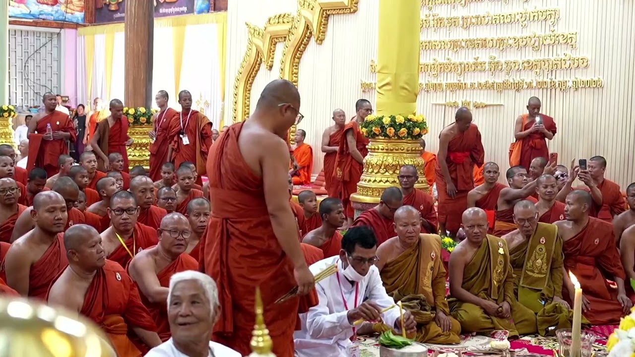 ដង្ហែព្រះសពព្រះមេគណខេត្តបាត់ដំបង