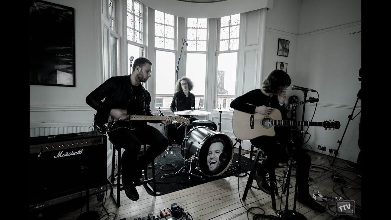 Catfish and The Bottlemen - 'Kathleen', 'Homesick' & 'Pacifier' | Tenement TV