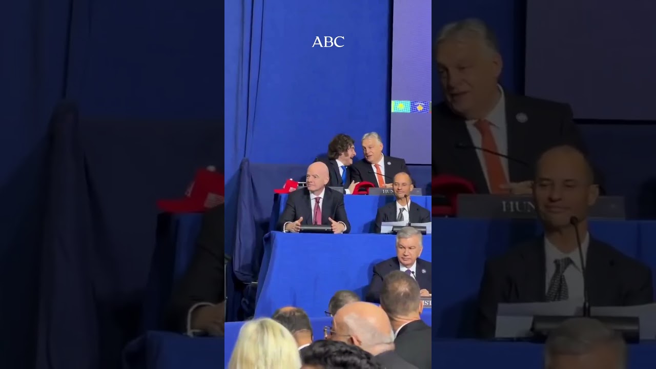 MILEI canta junto a ORB&Aacute;N e INFANTINO 'BURNING LOVE' de Elvis en la JUNTA de PAZ de TRUMP