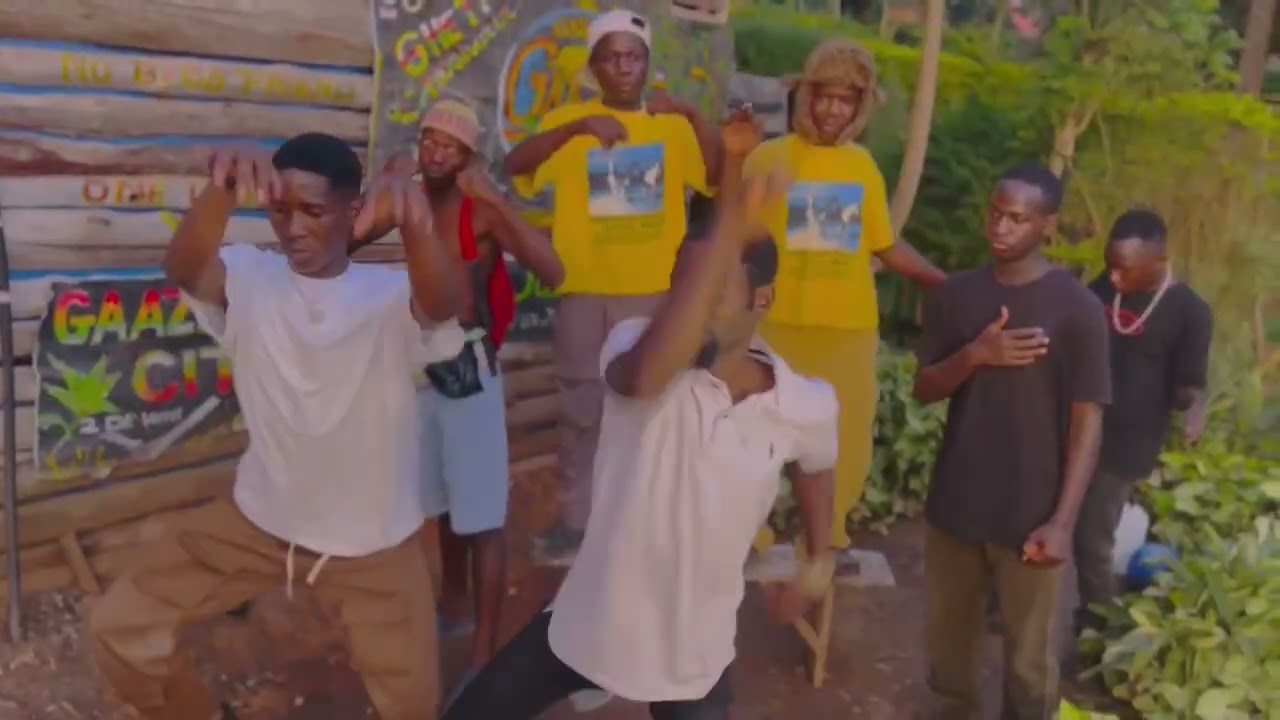 Kangaroo dance_ Motter king and masecter music