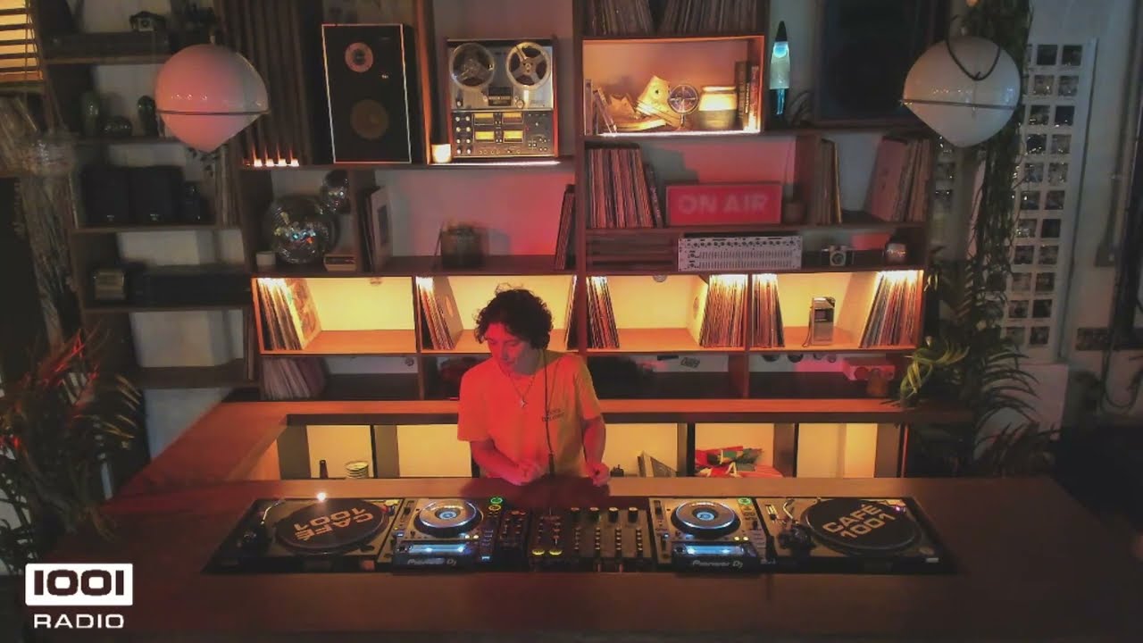 Rosy Ross  |  Radio 1001  |  Italo, Acid and Balearic House Mix  |  21.07.23
