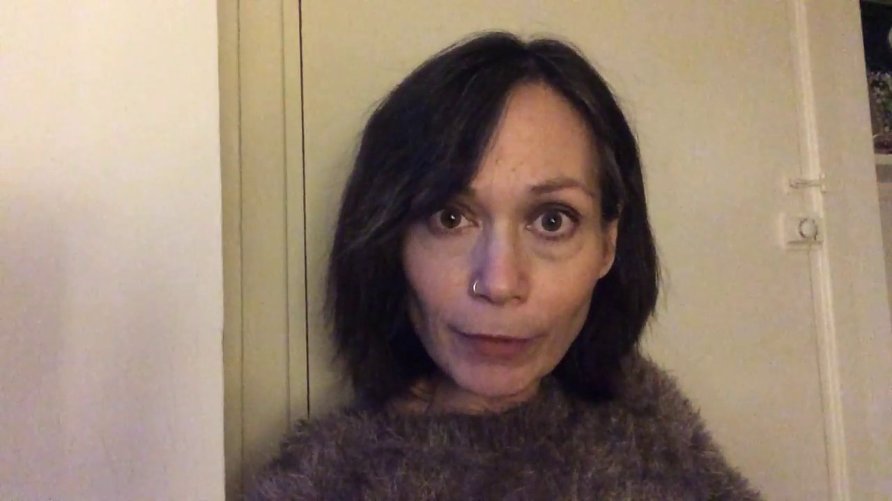 Leah Bracknell talks about 