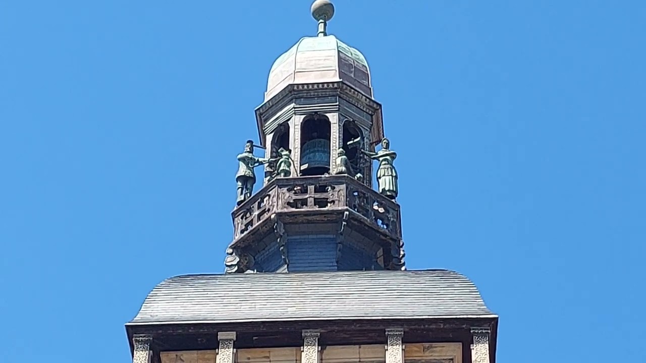 Ecoutez le Jacquemart de Moulins