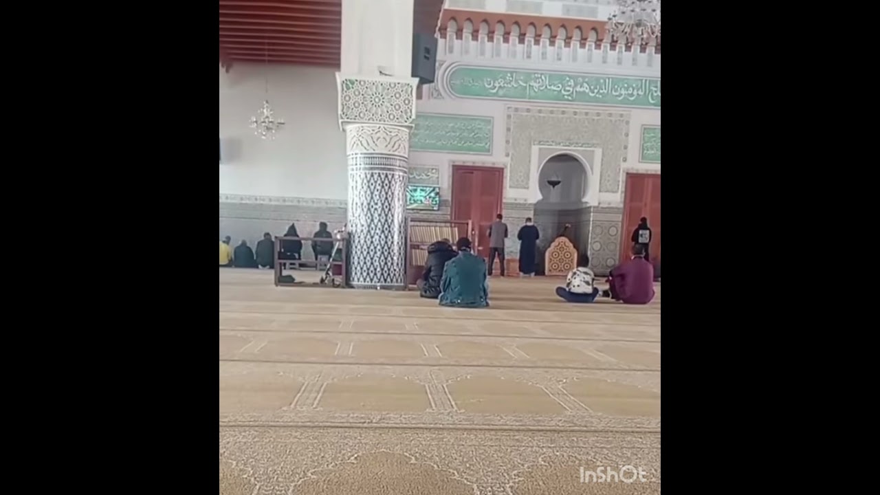 سيارة نقل الاموات بالمغرب وكتابة الشعارات عليه voiture  voiture Transporter les morts au Maroc 