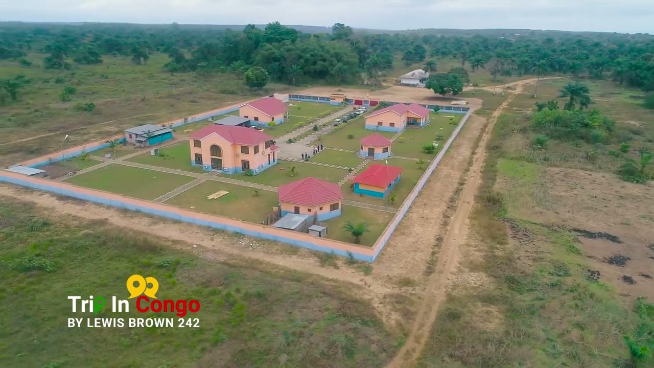 Voyage au Congo : Palais Royale de LOANGO | République du Congo – Afrique Centrale