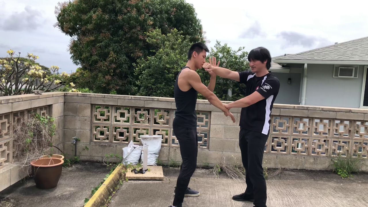 Fastest Lead Hand Attacks with Wing Chun and Jeet Kune Do Trapping