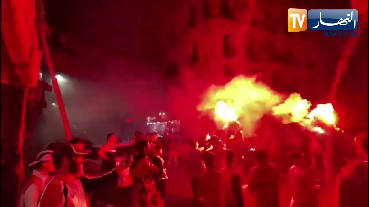 شاهد.. إحتفالات أنصار إتحاد العاصمة بشوارع باب الواد