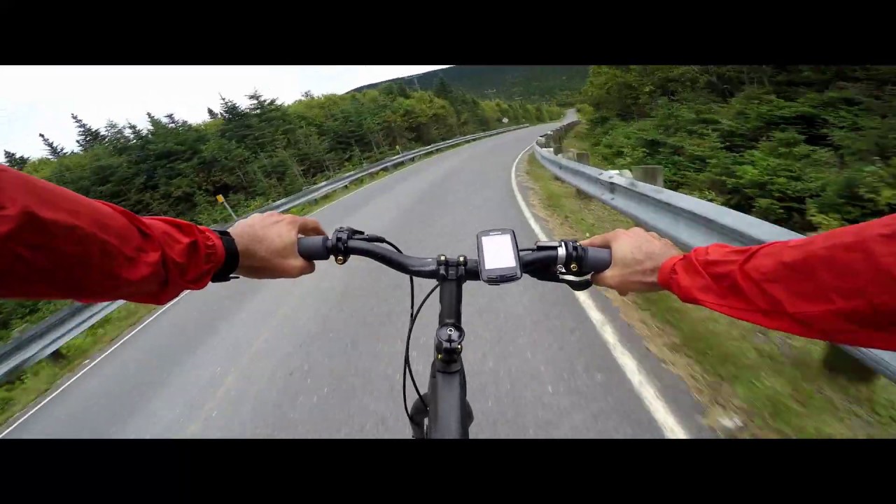 Climbing Mont-Megantic to reach the AstroLab