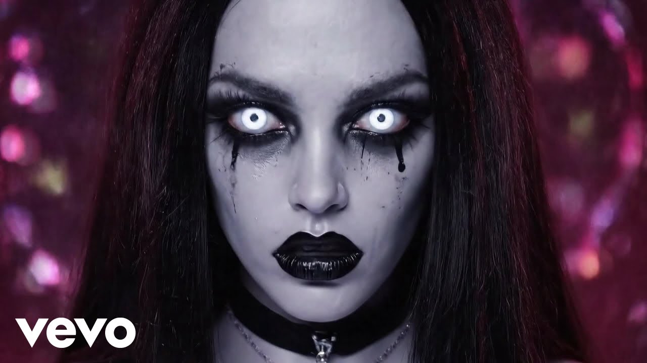 Fammish Songs - La Llorona (Official Music Video)