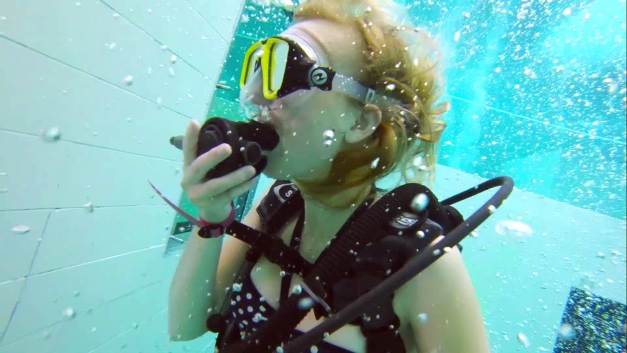 Scuba diving Nemo33