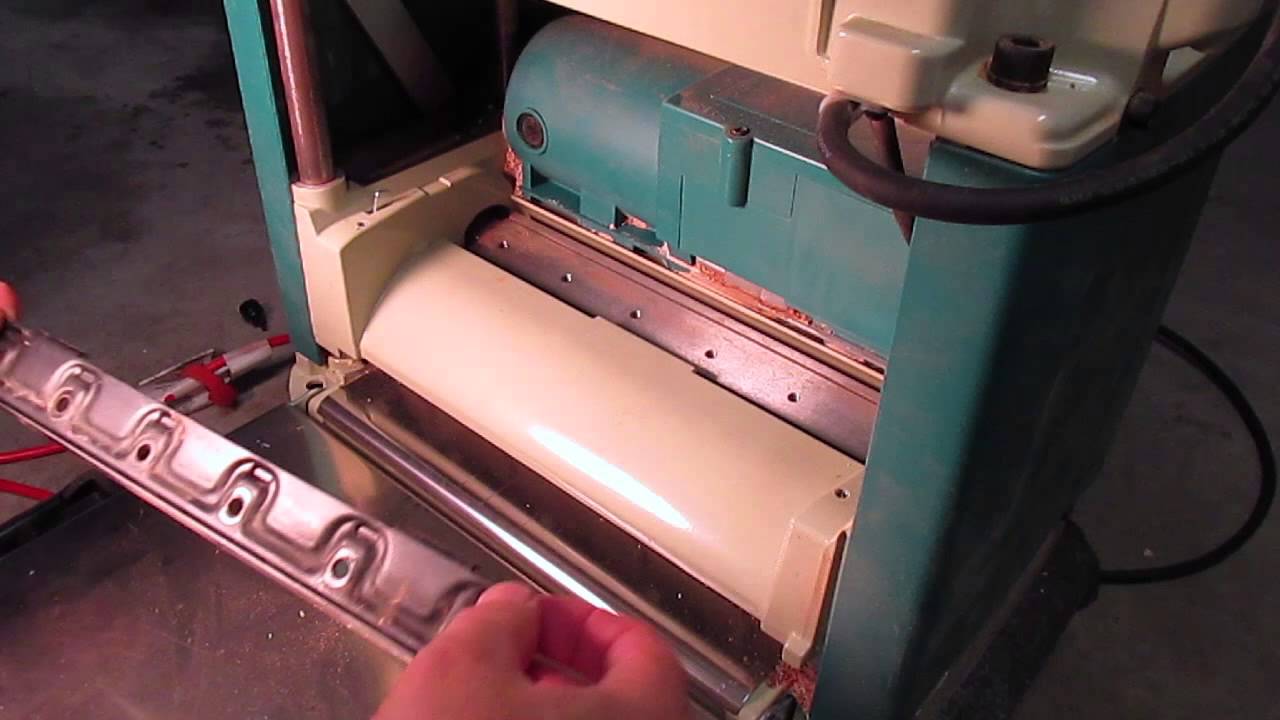 Blade Replacemant Makita 2012NB  Planer
