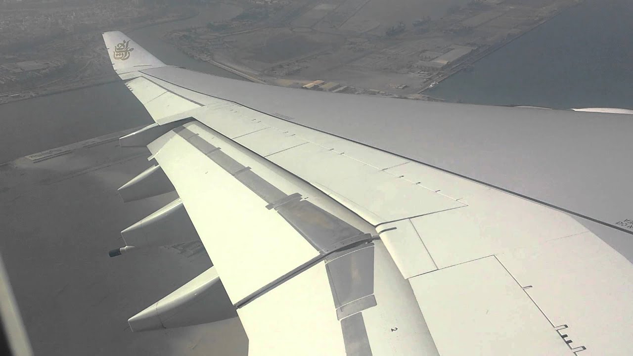 Airbus A340-500 Emirates take off from Dubai International Airport (DXB) flying to Seychelles (SEZ)