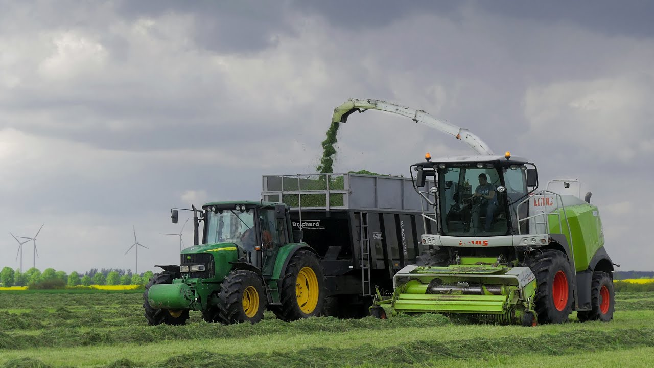 Sianokiszonka - Zbiór Traw 2021||Claas|John Deere|Brochard||Wielkopolska