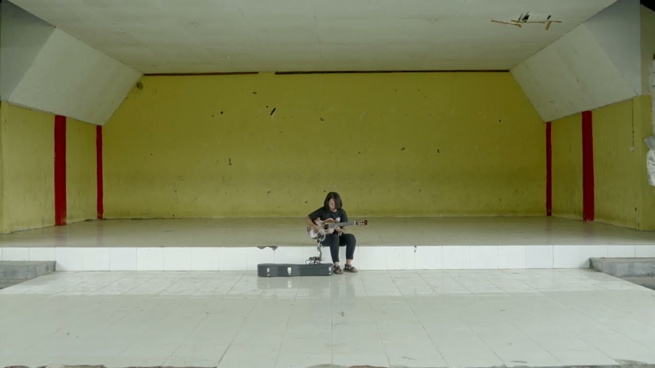 Tini dan Yanti - hara (Live di Gedung Kesenian Savanajaya)