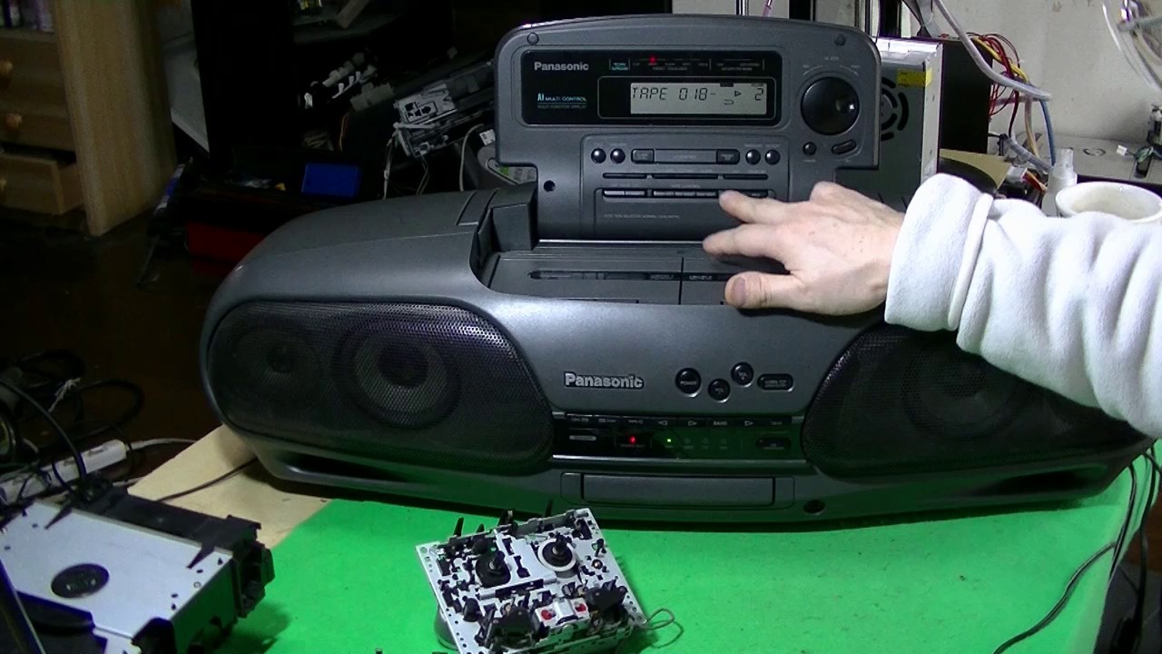 Panasonic コブラヘッドラジカセ　RX-DT707を直しました