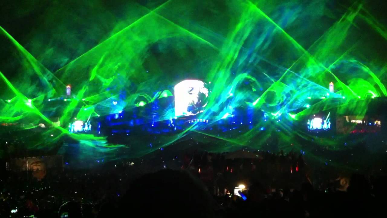 SKRILLEX - SUMMIT (FT. ELLIE GOULDING) @ Tomorrowland 2012