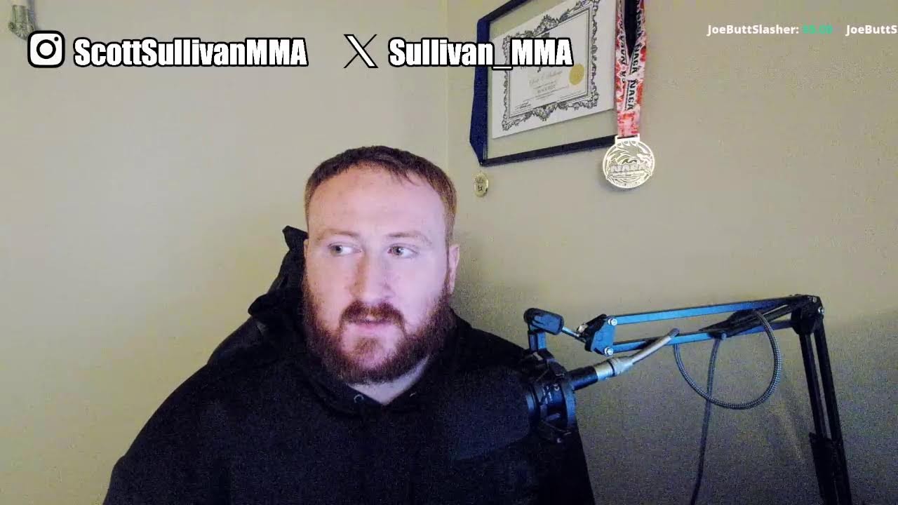 UFC Holloway v Oliveira BMF Title