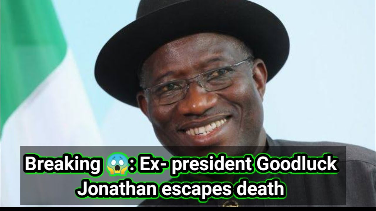 Breaking 😱: Ex- president Goodluck Jonathan escapes death Loses two aides in a fatal Accident