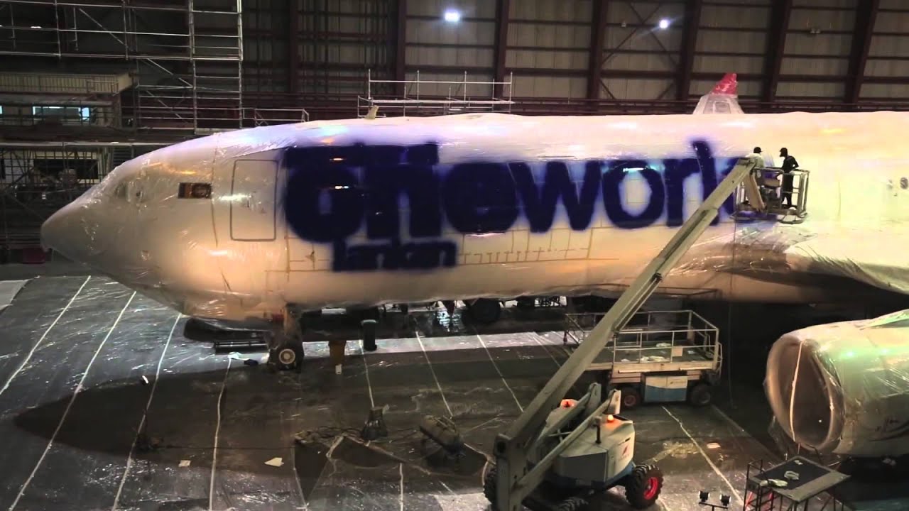 Behind the Scenes: oneworld Livery on SriLankan Airlines Flight
