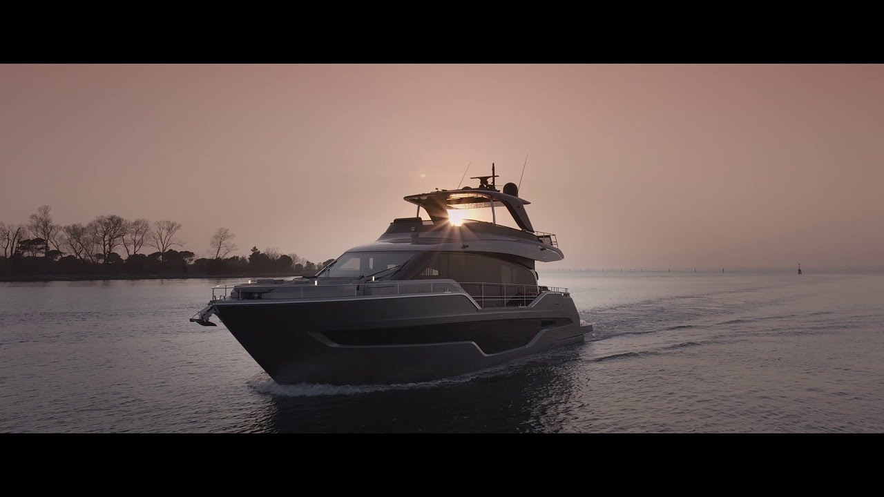 Cranchi Sessantasette | Much more than a standard 67 footer