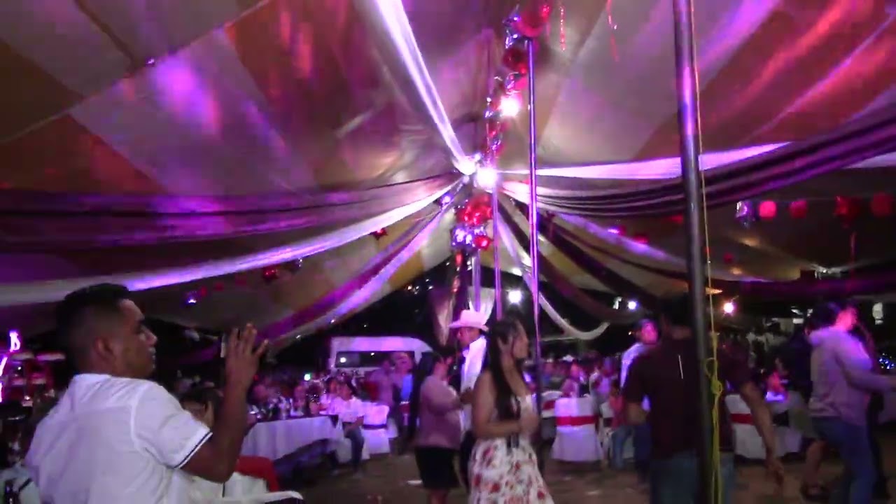 Juventud Mixteco 15 de Brenda