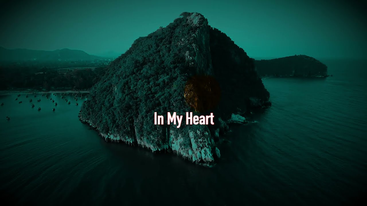 FESTIZIE- STANDING (LYRICS VIDEO)