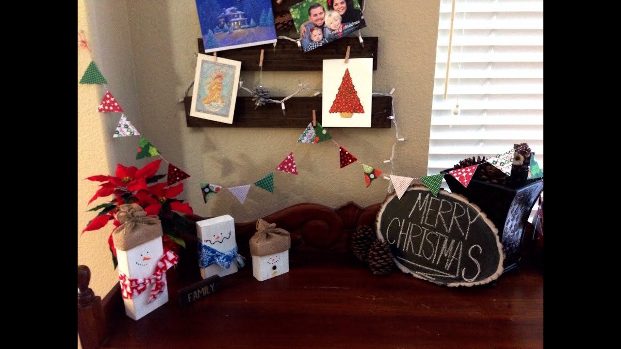 DIY Christmas Decor Crafts- Quick and Simple Christmas Banner!