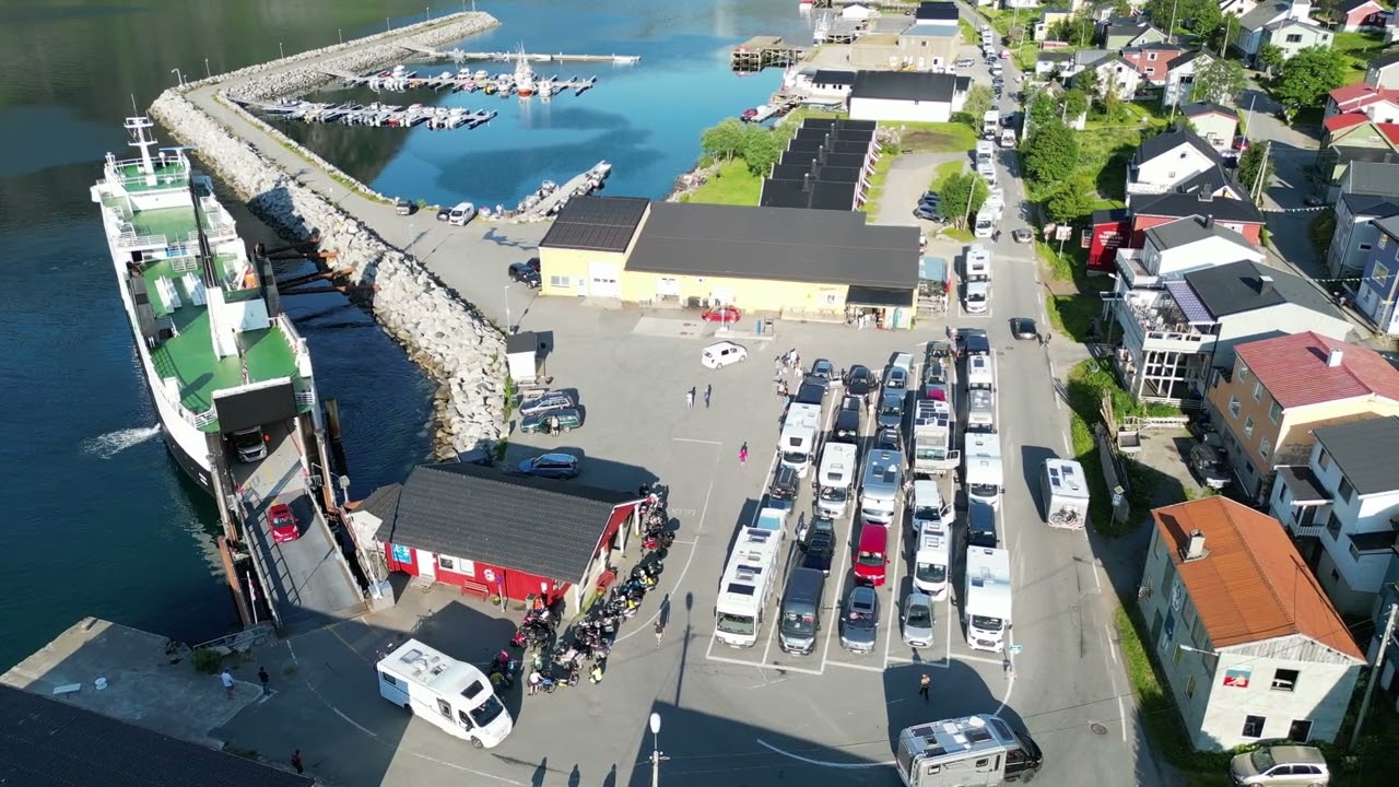 Ferge Gryllefjord Andenes Senja Drone