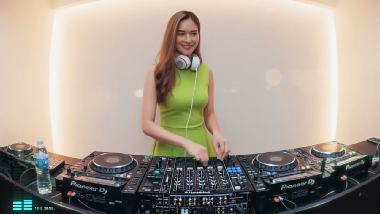 INDO DUGEM PARTY TERBARU VIRAL 2025 | DJ DANGDUT KOPLO | REMIX DANGDUT EDM MUSIK