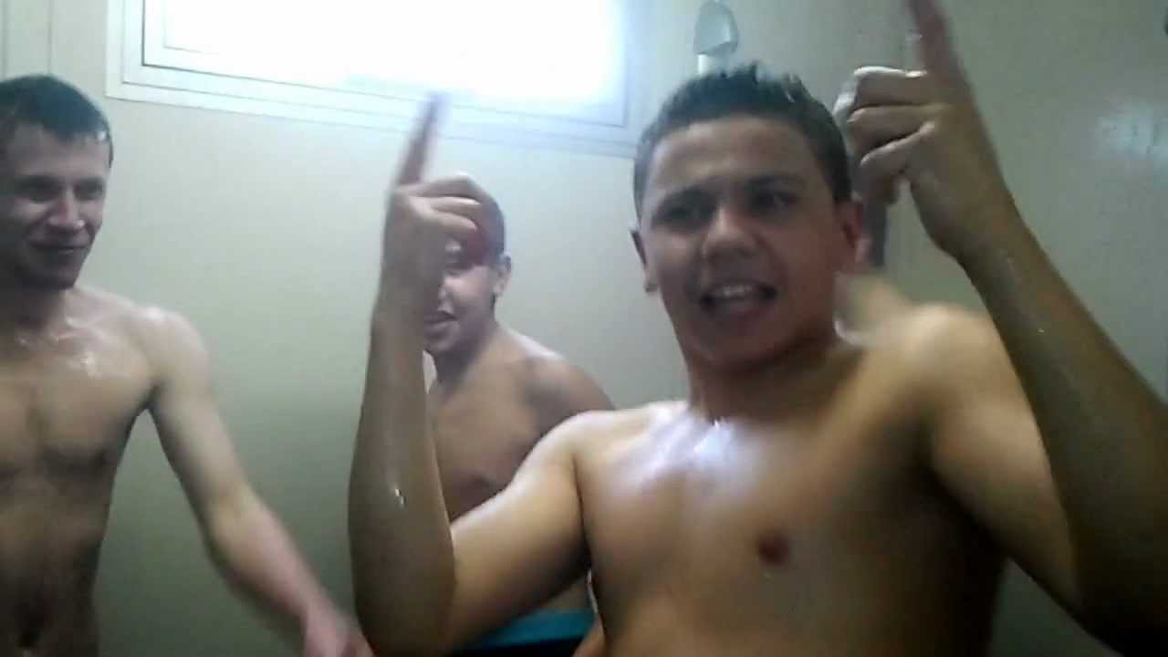 Enjaillement dans les vestiaires des U15 De L'ESV Episode 1
