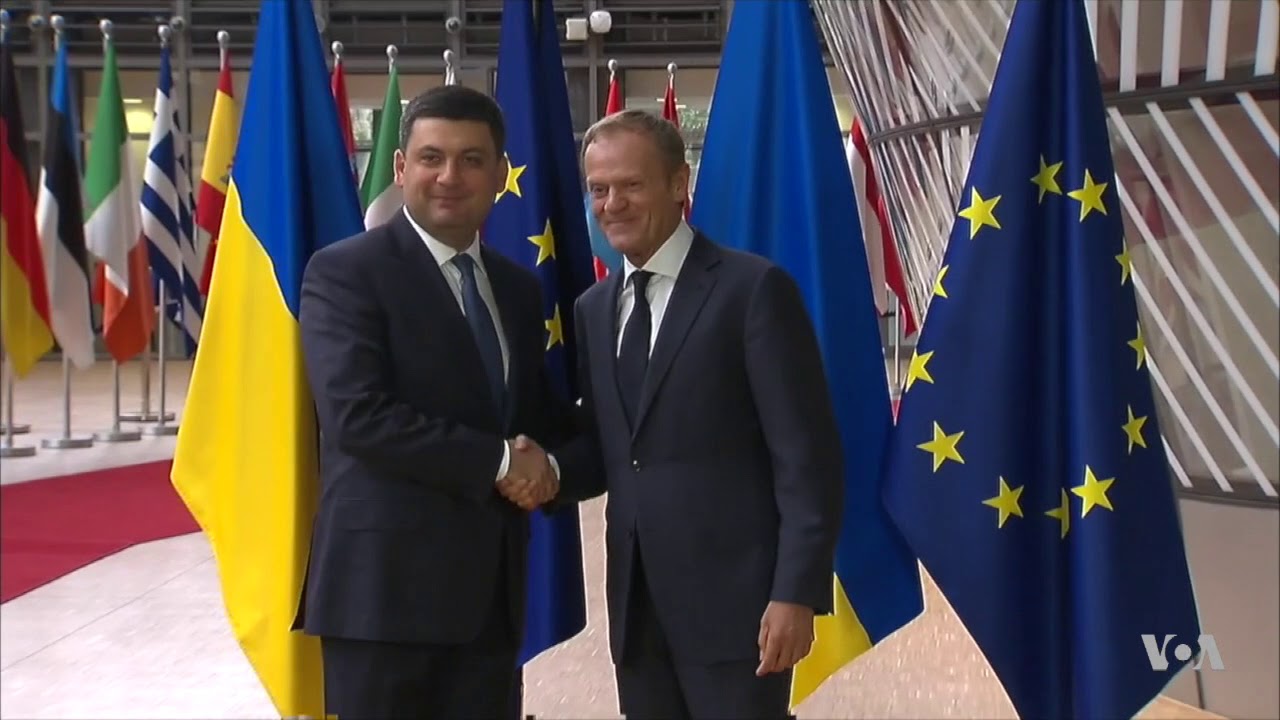 EU Demands Deep Reforms Ahead of Summit, Some Ukrainians Question Benefits