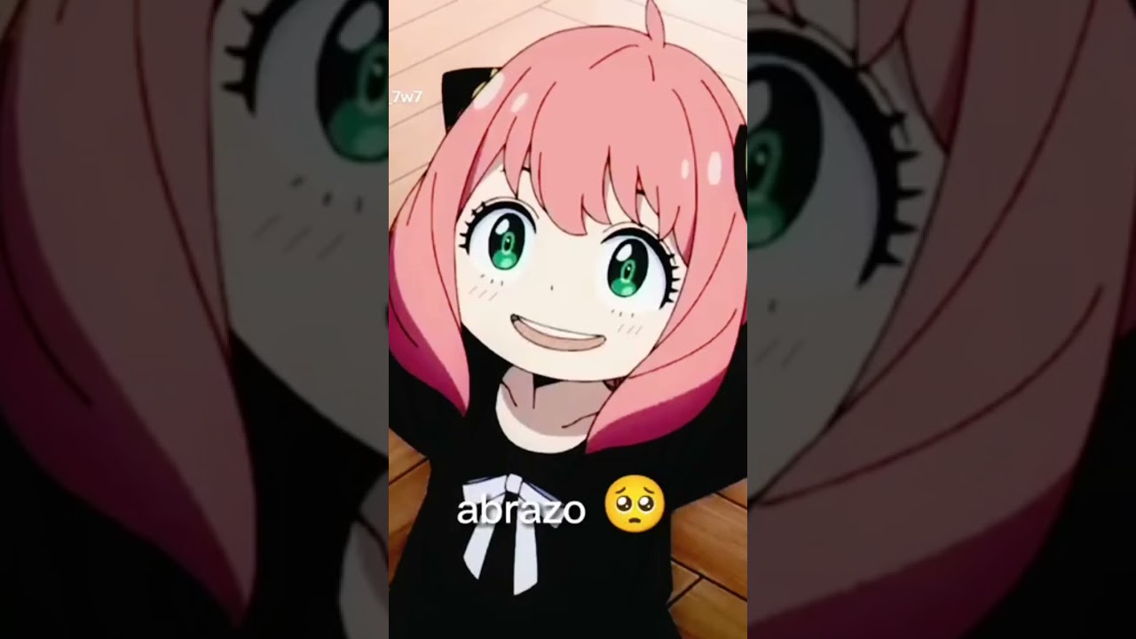 arriba las manos este es un abrazo pero con PUTAZO
