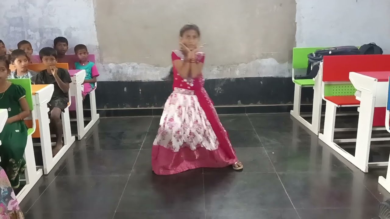 Amma paade jola pata dance